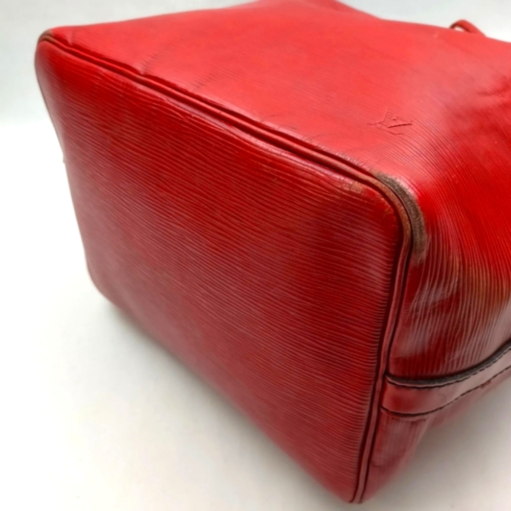 Louis Vuitton Shoulder Bag Epi Red - Picture 3 of 9